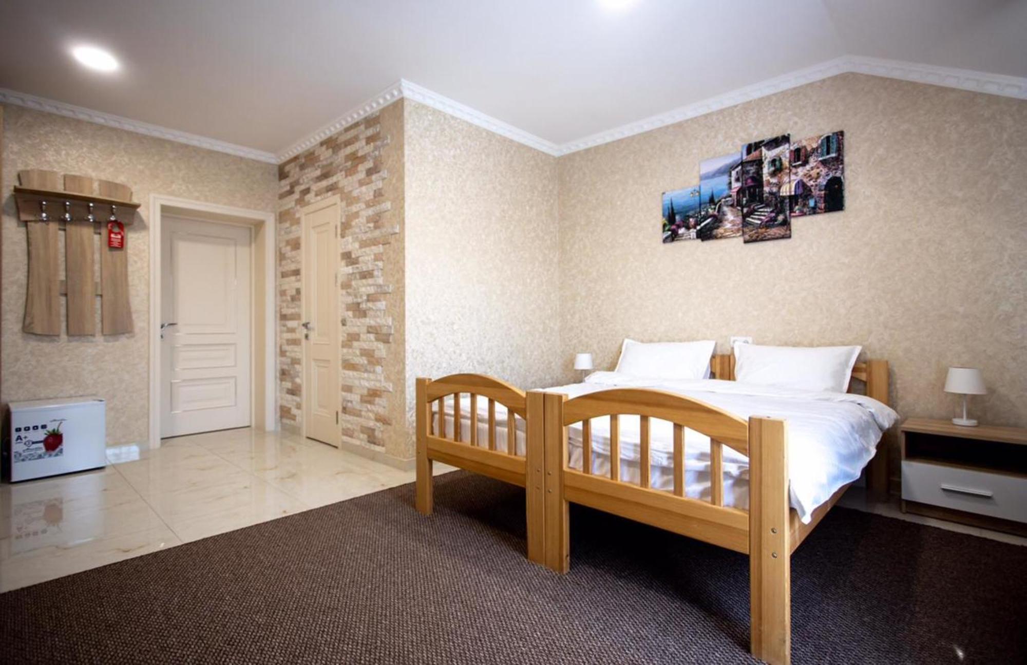 Готель River House Uman Exterior photo
