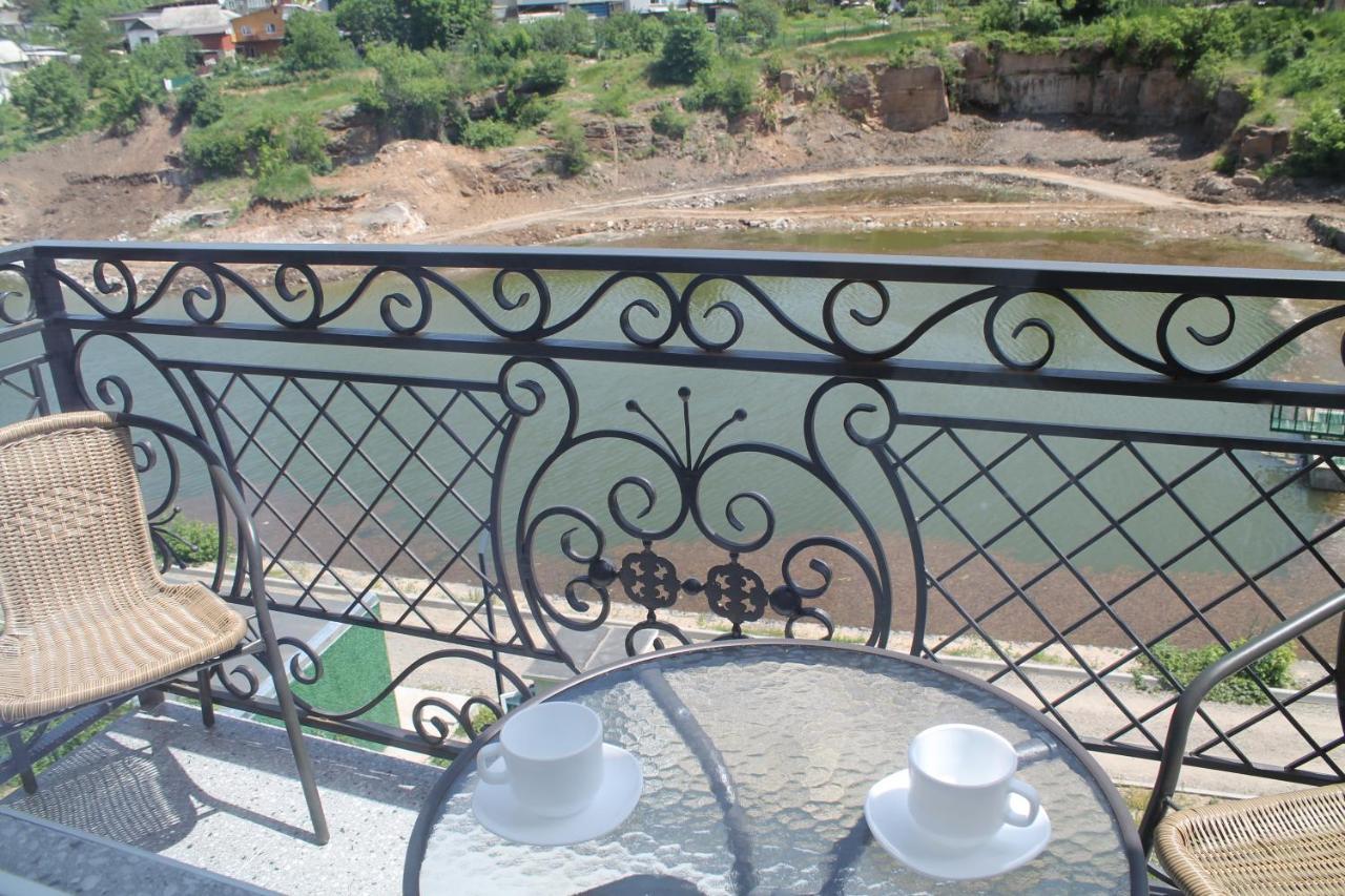 Готель River House Uman Exterior photo